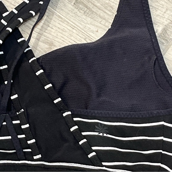 Athleta Transcendence Striped Racerback Sports Bra White Black Size S 866892-00 - Picture 6 of 9
